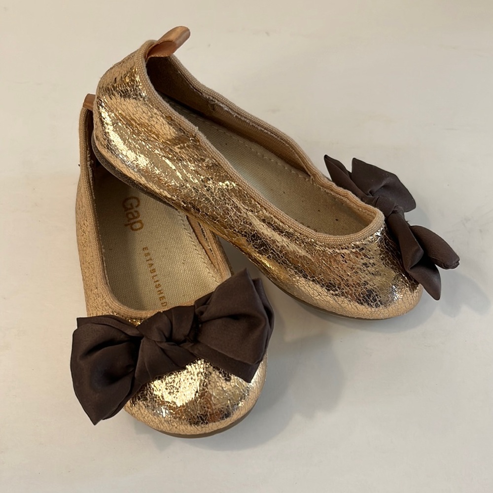 GAP Baby flats